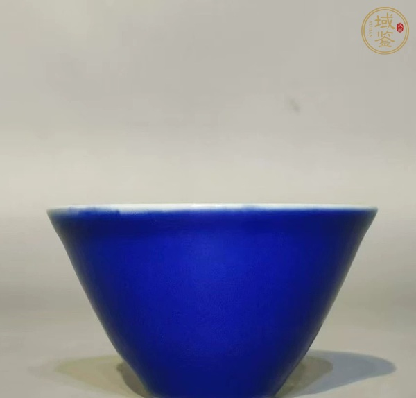 古玩陶瓷霽藍釉杯真品鑒賞圖