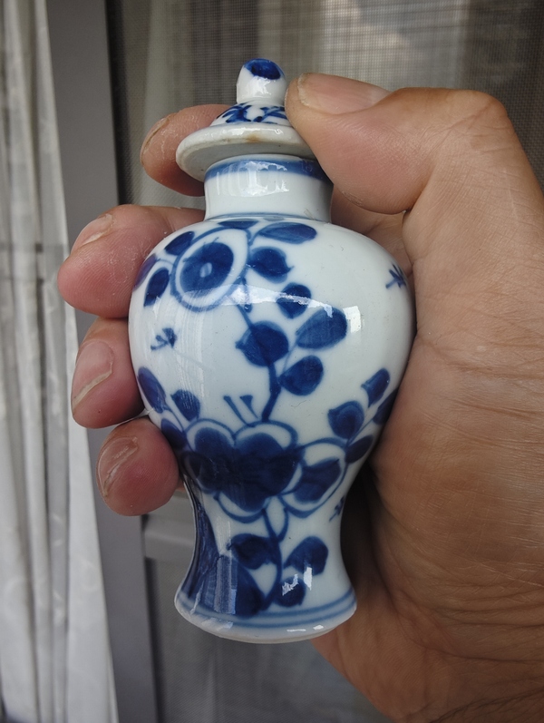 古玩陶瓷康熙青花小將軍瓶拍賣，當(dāng)前價(jià)格1380元