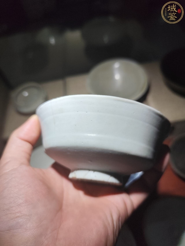 古玩轉賣館藏級精品元代官用樞府瓷龍紋賞碗拍賣，當前價格2200元