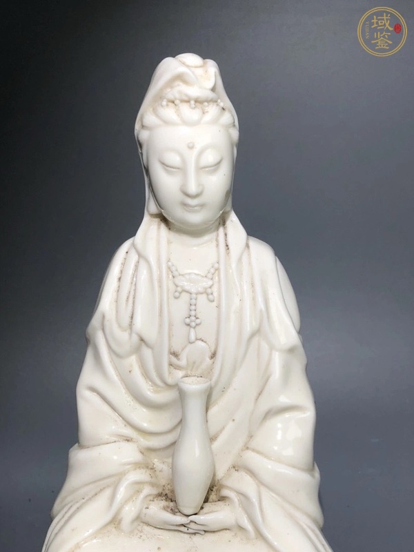 古玩陶瓷白釉觀音瓷塑真品鑒賞圖