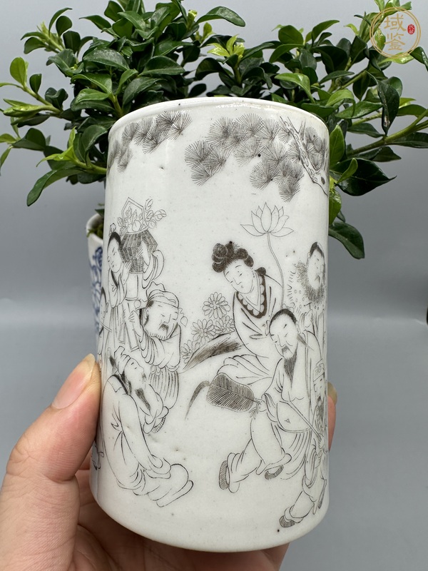 古玩陶瓷八仙圖筆筒真品鑒賞圖