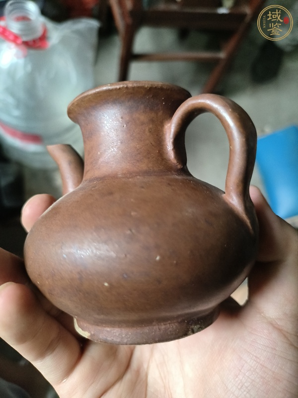 古玩陶瓷清代地方窯口紫金釉執(zhí)壺真品鑒賞圖