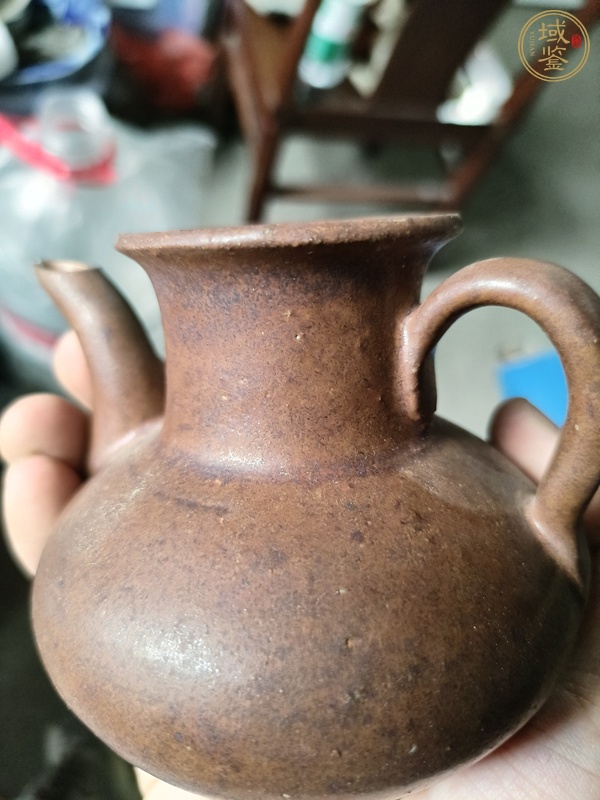 古玩陶瓷清代地方窯口紫金釉執(zhí)壺真品鑒賞圖