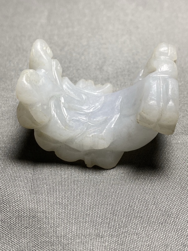 古玩玉器清末民初翡翠雕“瑞獸”把件拍賣(mài)，當(dāng)前價(jià)格7500元