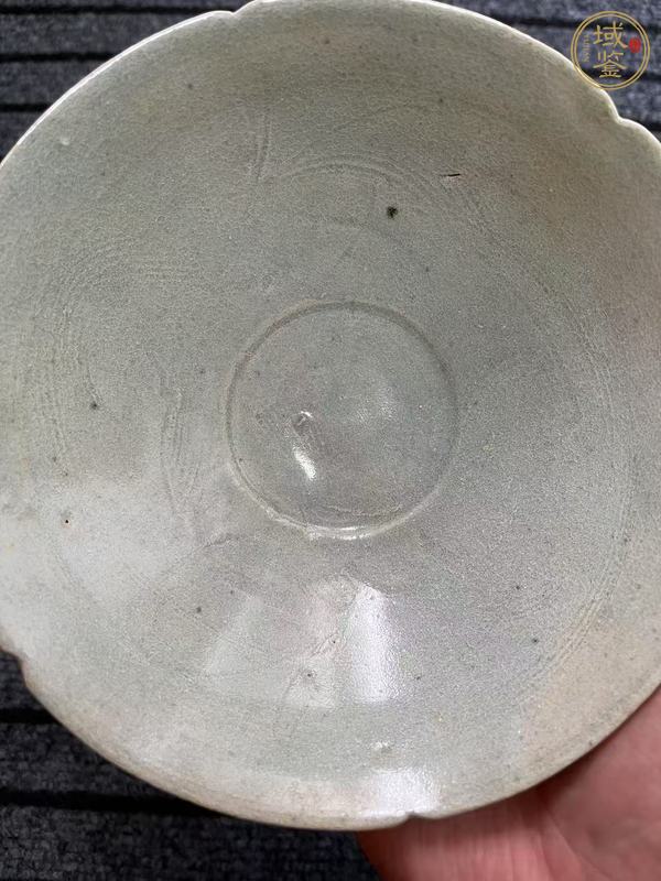 古玩陶瓷青白釉篦花花口碗真品鑒賞圖