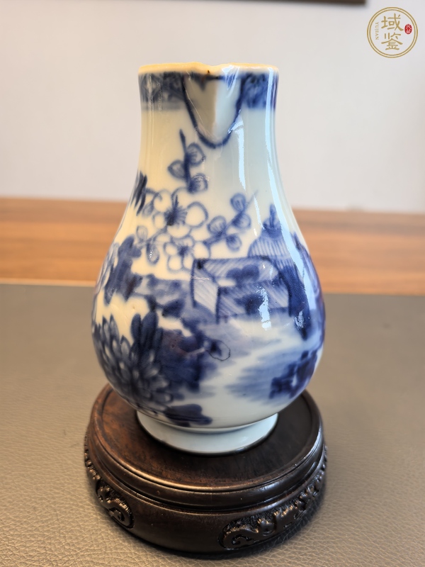古玩陶瓷青花花卉紋奶壺真品鑒賞圖