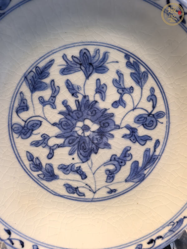 古玩陶瓷嘉慶青花煨瓷盤真品鑒賞圖