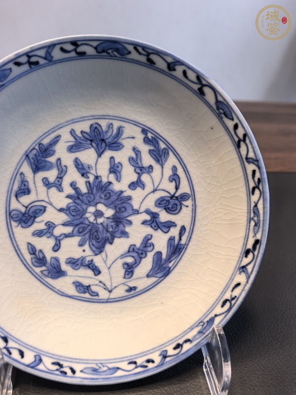 古玩陶瓷嘉慶青花煨瓷盤真品鑒賞圖
