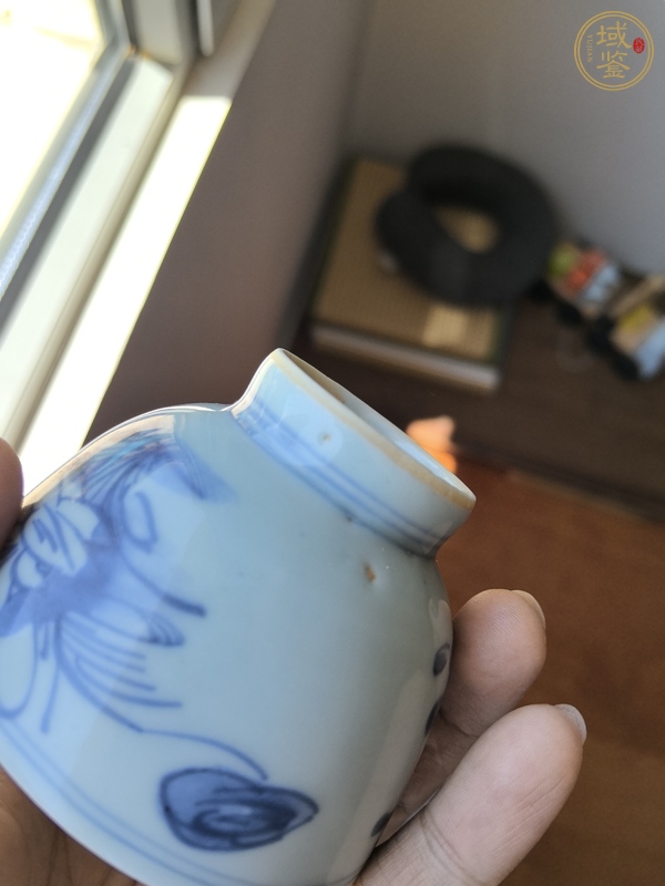 古玩陶瓷鳳紋青花杯真品鑒賞圖