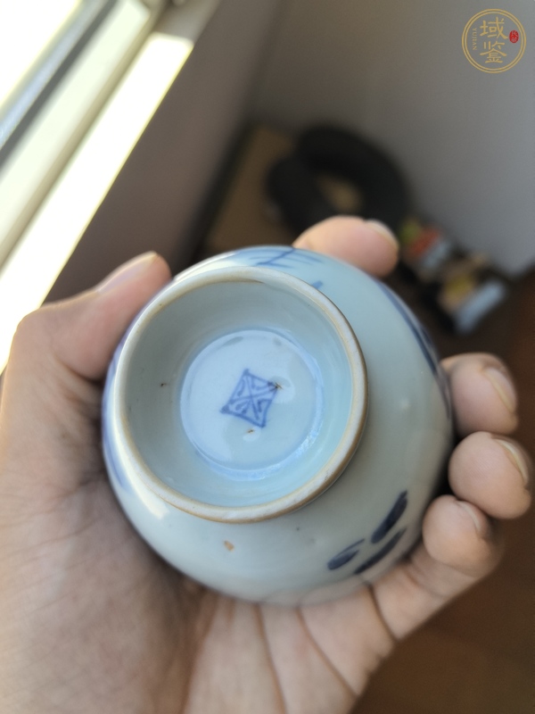古玩陶瓷鳳紋青花杯真品鑒賞圖