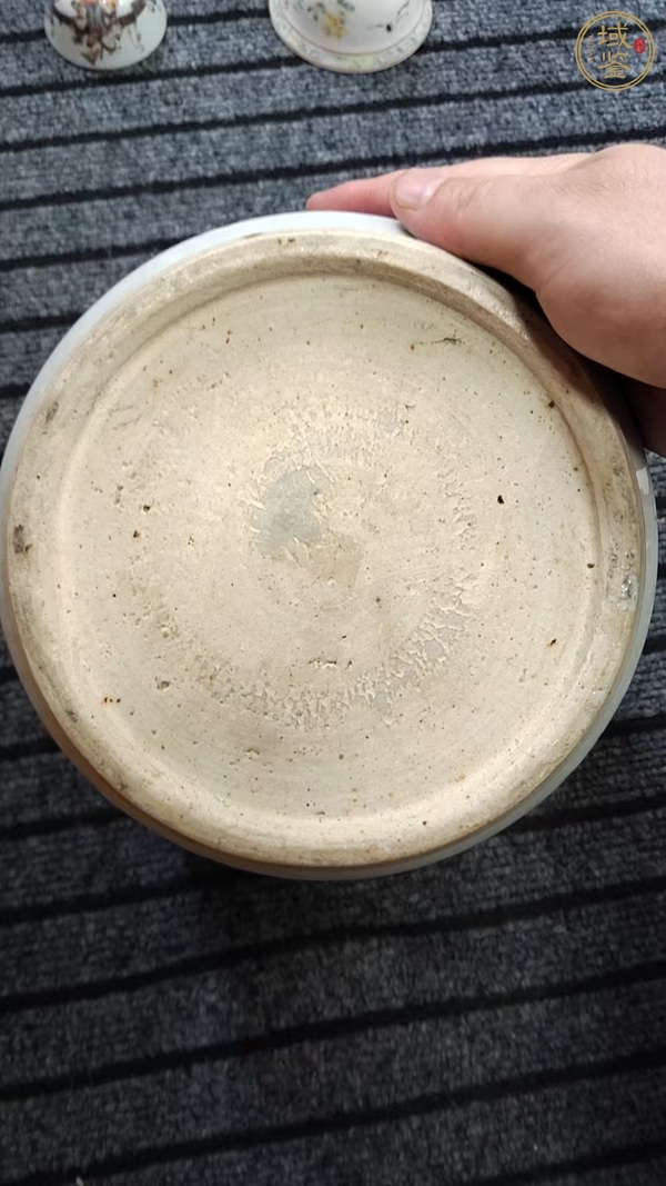 古玩陶瓷青花龍紋香爐真品鑒賞圖