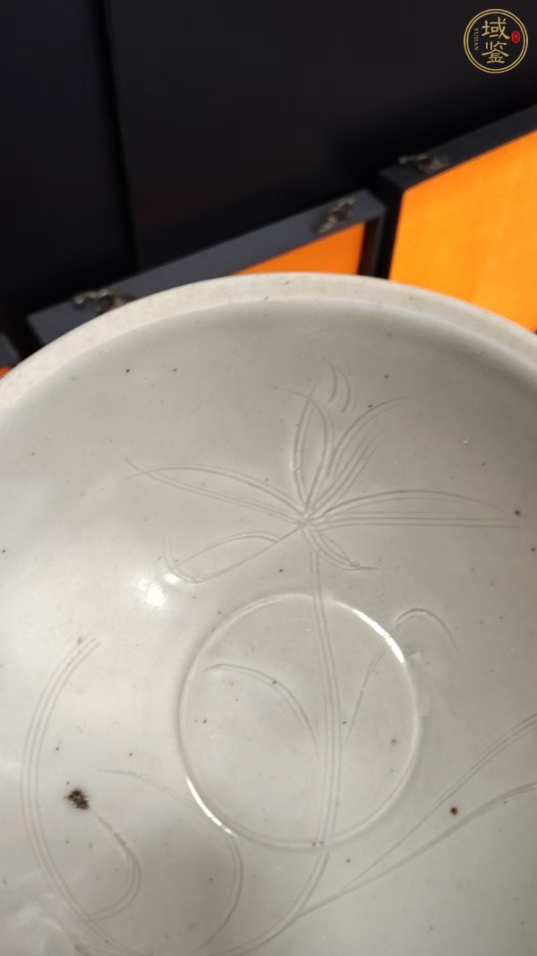 古玩陶瓷青白釉刻劃花碗真品鑒賞圖