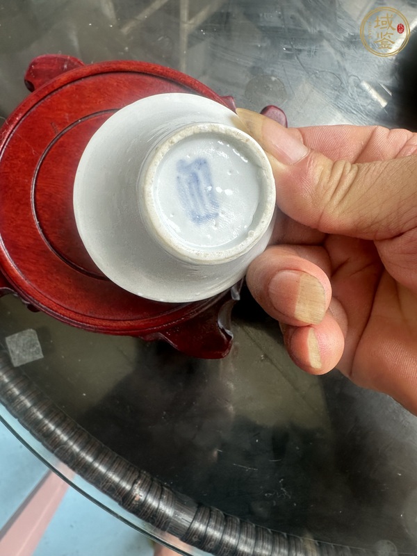 古玩陶瓷晚明白釉馬蹄杯真品鑒賞圖
