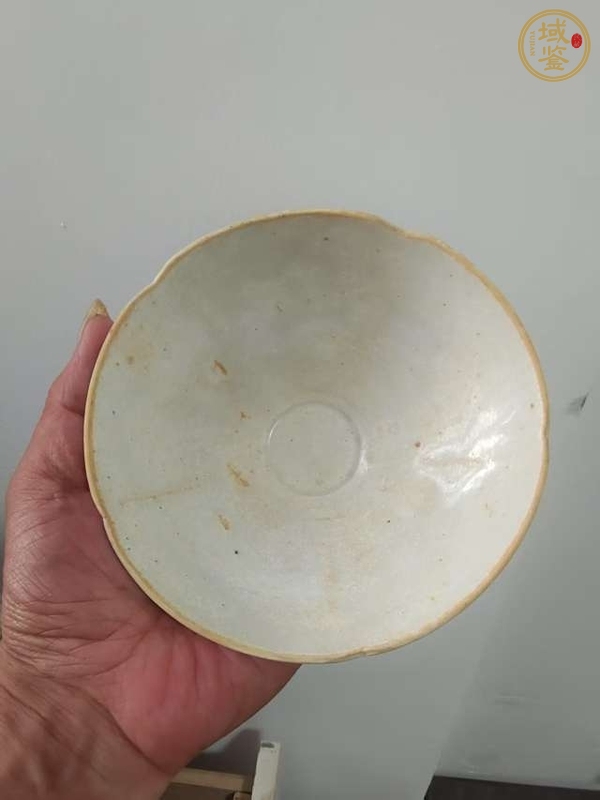 古玩陶瓷青白釉葵口盞真品鑒賞圖