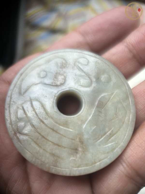 古玩玉器和田玉雕“卷云紋璧”真品鑒賞圖