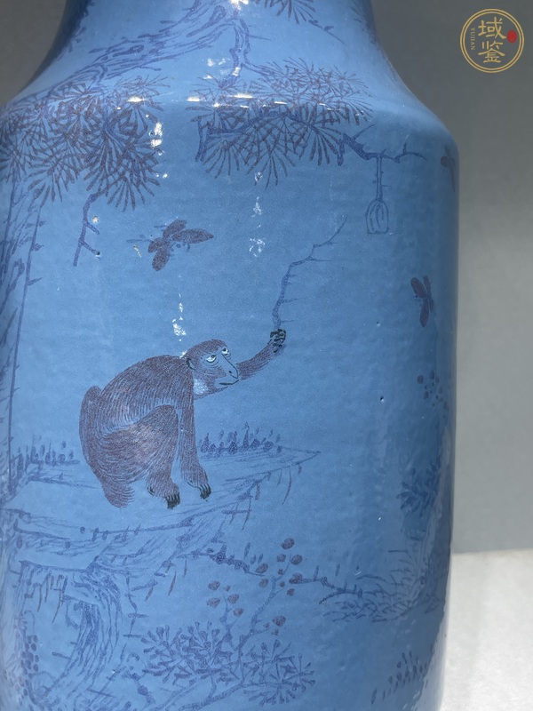 古玩陶瓷清光緒 藍地淺絳喜祿封侯瓶真品鑒賞圖