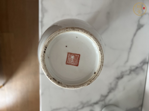 古玩陶瓷麒麟送子燈籠瓶真品鑒賞圖