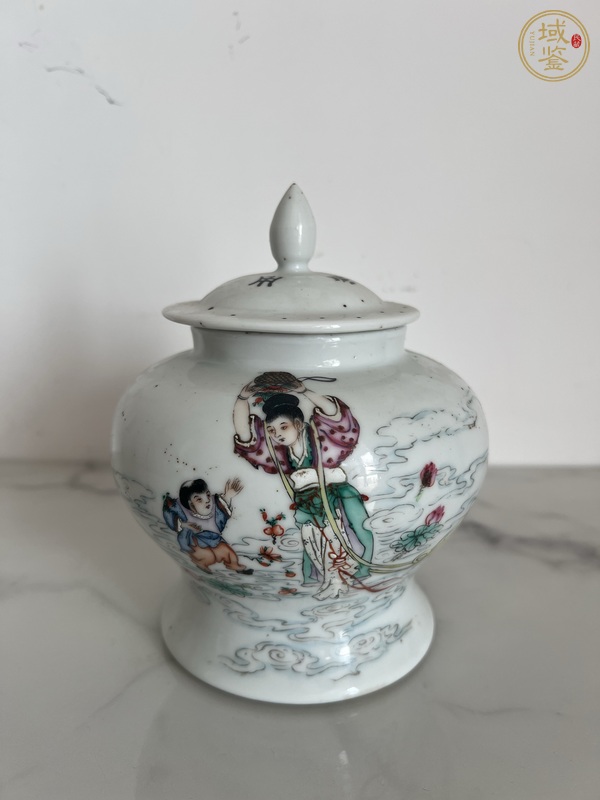 古玩陶瓷麒麟送子燈籠瓶真品鑒賞圖
