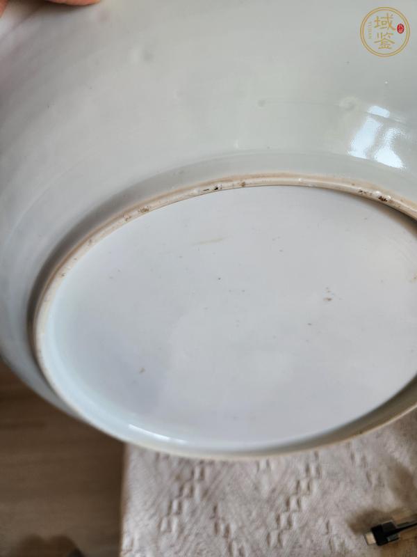 古玩陶瓷青花花卉紋盤真品鑒賞圖