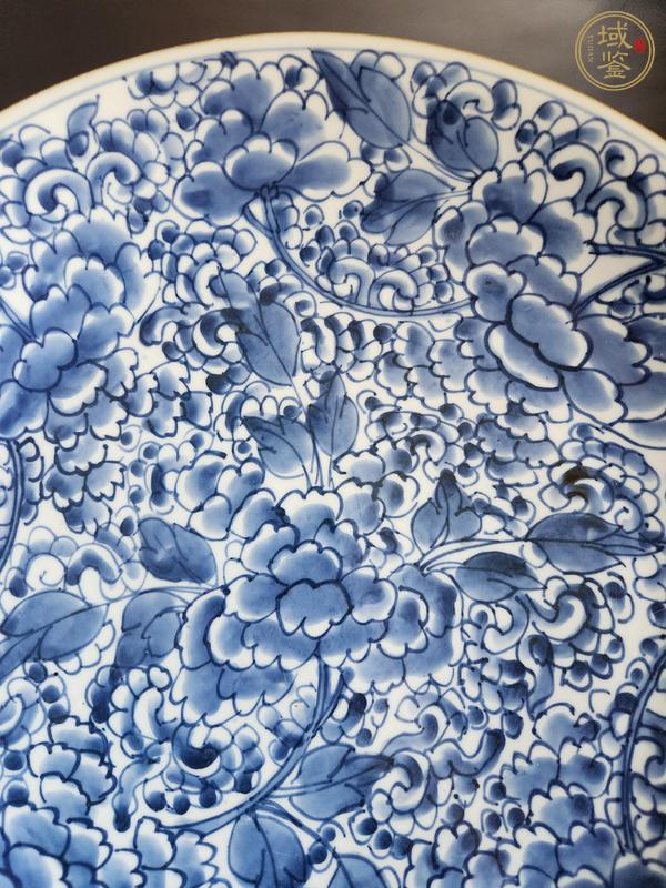 古玩陶瓷青花花卉紋盤真品鑒賞圖