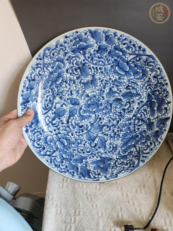古玩陶瓷青花花卉紋盤真品鑒賞圖