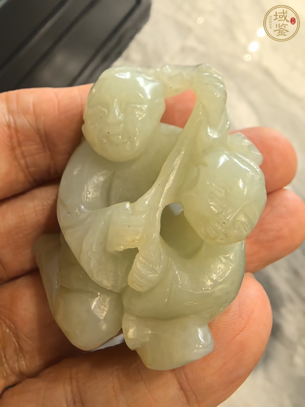 古玩玉器童子圓雕件真品鑒賞圖