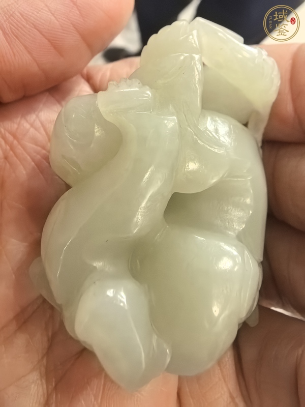 古玩玉器童子圓雕件真品鑒賞圖