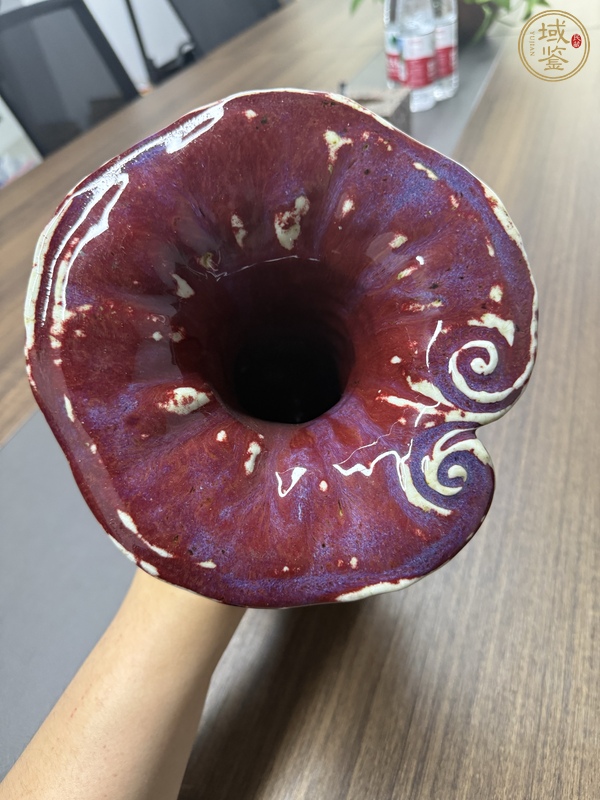 古玩陶瓷鈞紅釉靈芝花觚真品鑒賞圖