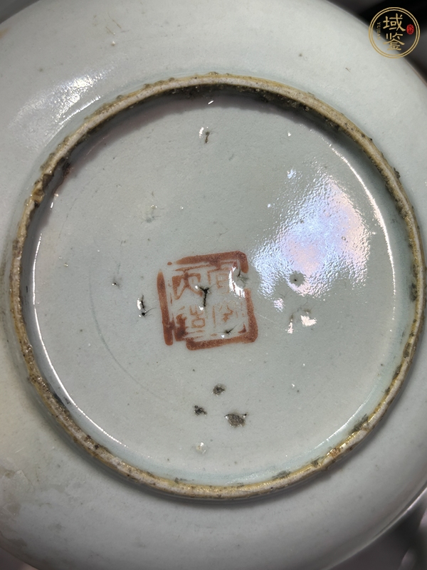 古玩陶瓷粉彩四季花卉紋盤真品鑒賞圖