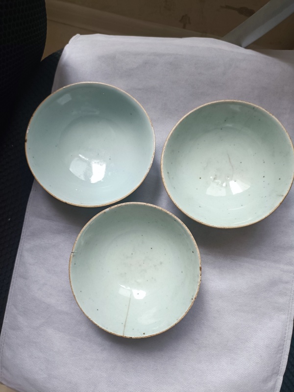 古玩陶瓷清中期豆青釉碗拍賣，當前價格58元