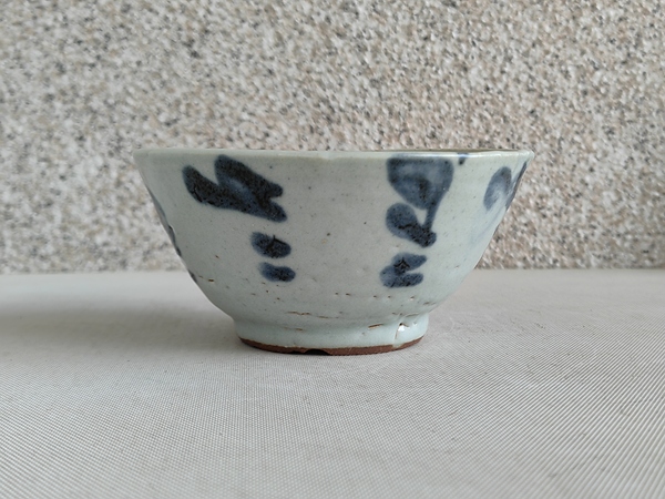 古玩陶瓷青花花卉紋茶碗拍賣,當前價格580元