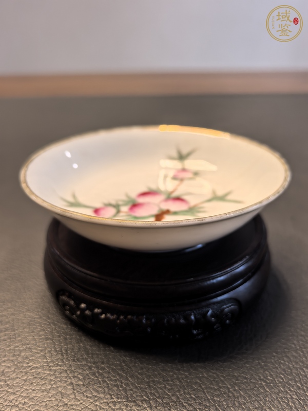 古玩陶瓷粉彩桃紋小筆添真品鑒賞圖