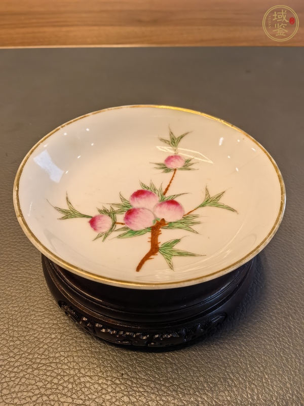 古玩陶瓷粉彩桃紋小筆添真品鑒賞圖