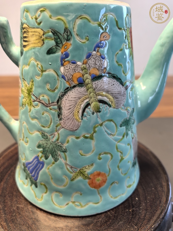 古玩陶瓷松石綠粉彩瓜瓞綿綿圖茶壺真品鑒賞圖