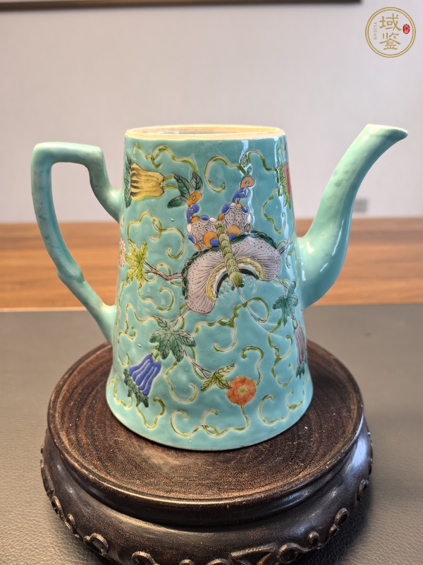 古玩陶瓷松石綠粉彩瓜瓞綿綿圖茶壺真品鑒賞圖