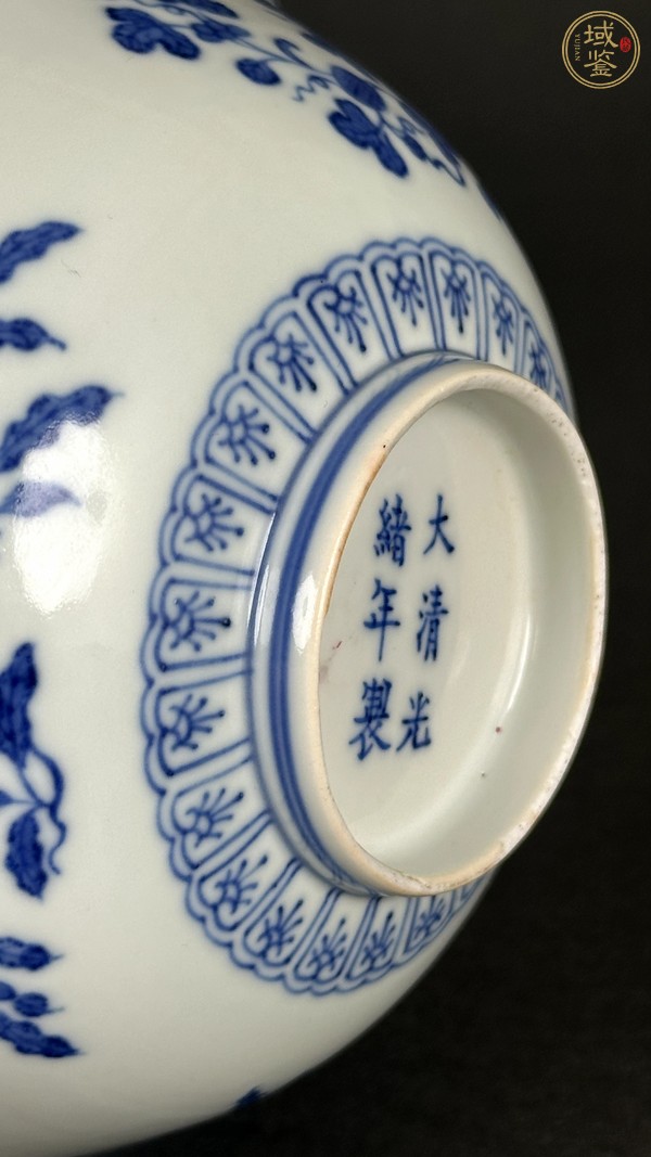 古玩陶瓷花果紋青花碗真品鑒賞圖