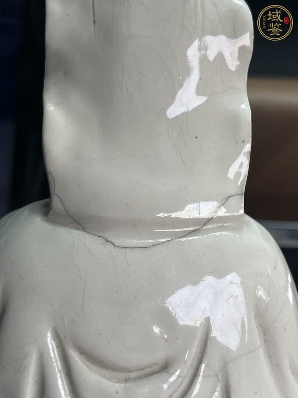 古玩陶瓷觀音塑像真品鑒賞圖