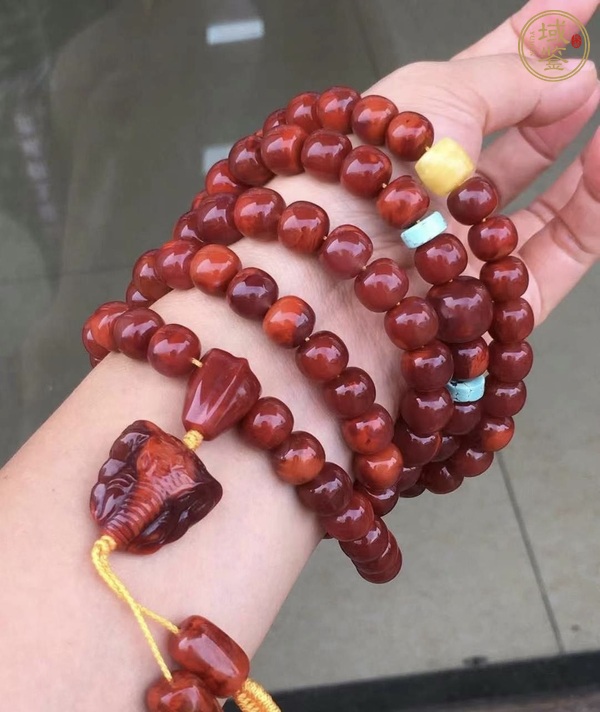 古玩玉器天然南紅珠串真品鑒賞圖
