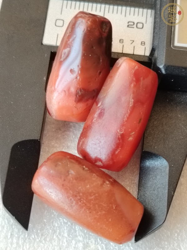 古玩玉器紅瑪瑙多棱珠真品鑒賞圖