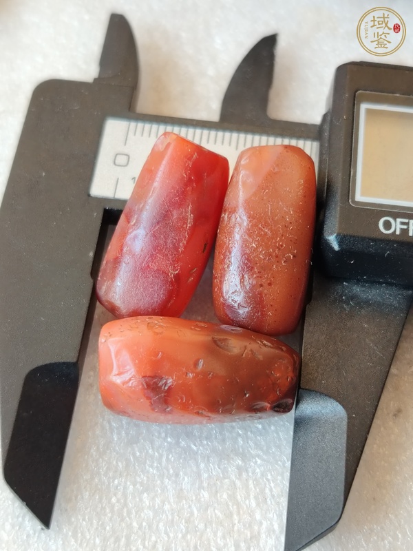 古玩玉器紅瑪瑙多棱珠真品鑒賞圖