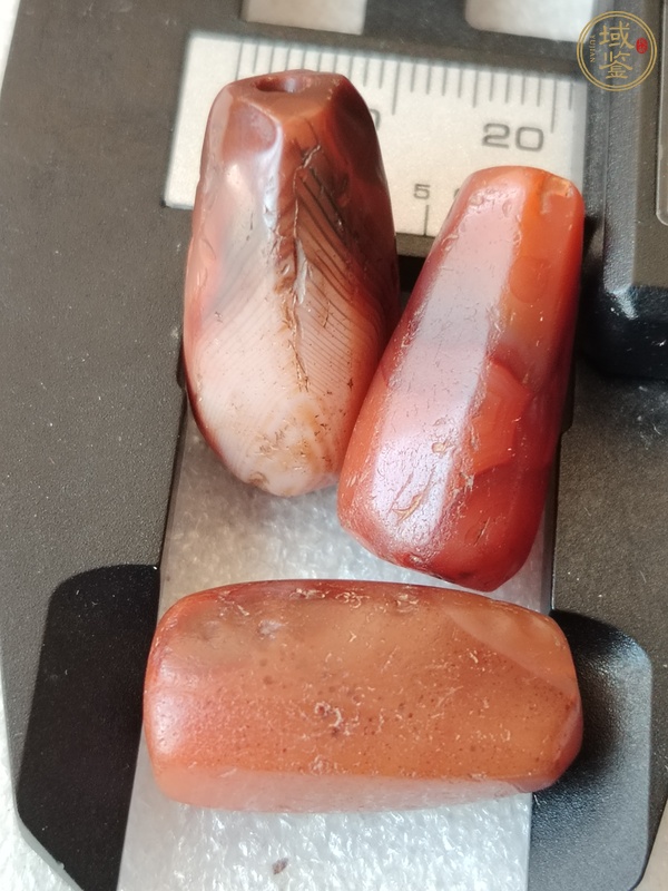 古玩玉器紅瑪瑙多棱珠真品鑒賞圖