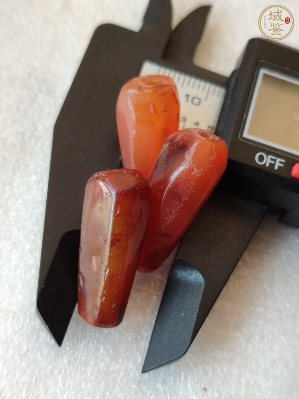古玩玉器紅瑪瑙多棱珠真品鑒賞圖