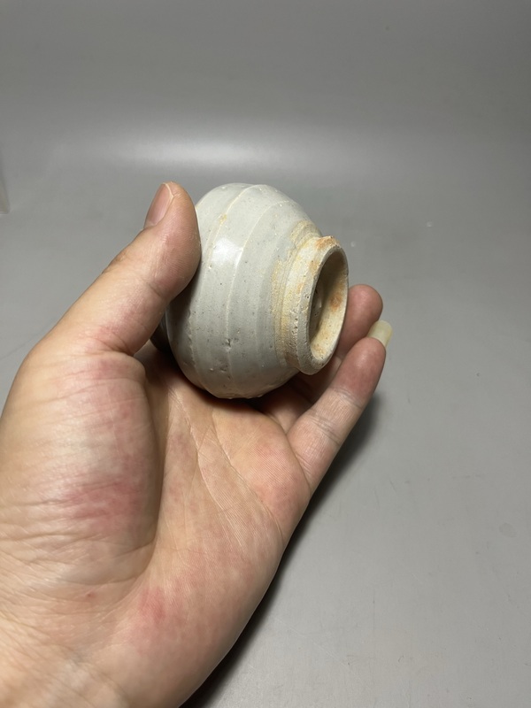 古玩陶瓷影青釉水盂拍賣,當(dāng)前價格0元