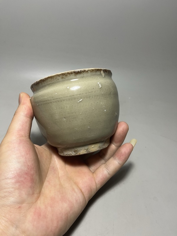 古玩陶瓷龍泉青瓷茶入拍賣，當前價格0元