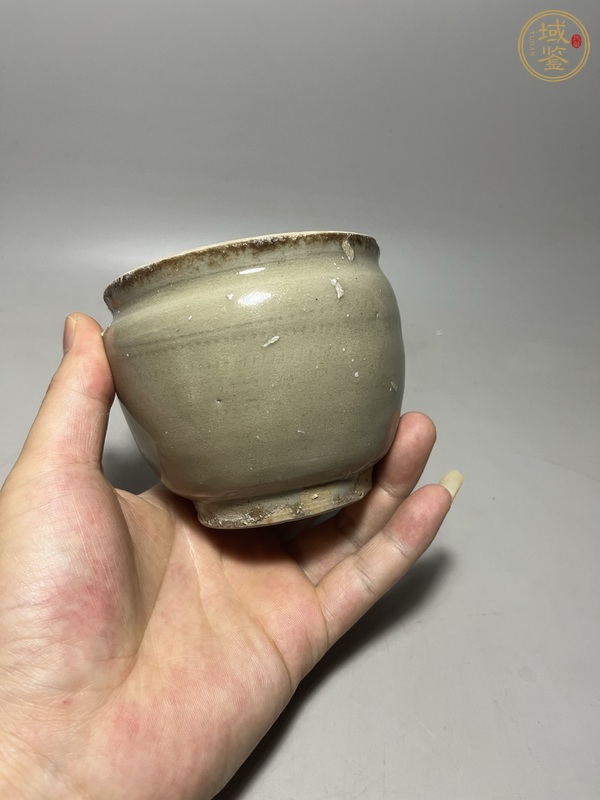古玩陶瓷青釉罐真品鑒賞圖