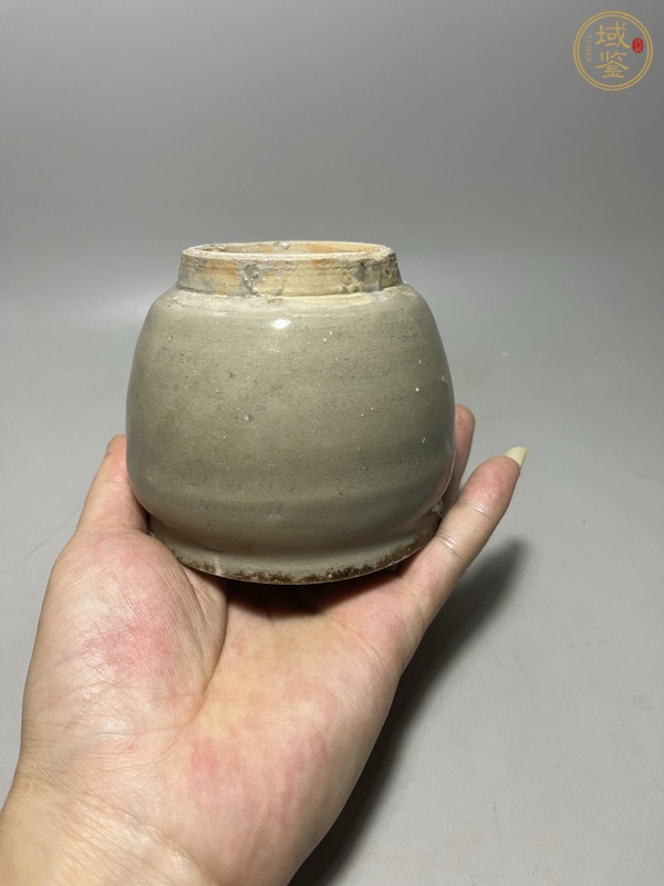 古玩陶瓷青釉罐真品鑒賞圖