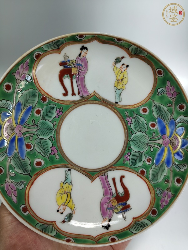 古玩陶瓷松石綠粉彩三娘教子圖杯碟真品鑒賞圖