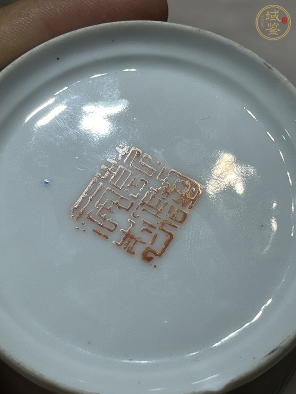 古玩陶瓷人物紋粉彩瓶真品鑒賞圖