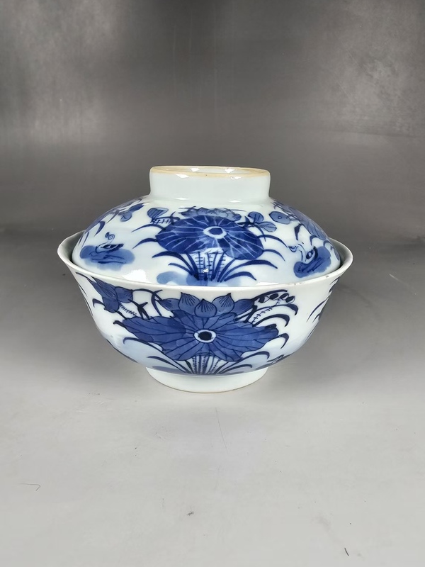 古玩陶瓷清晚期若深珍藏款青花蓋碗拍賣，當前價格2660元