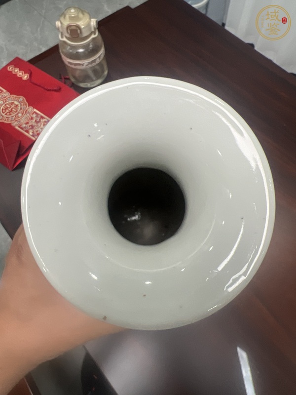 古玩陶瓷油粉彩人物故事紋撇口瓶真品鑒賞圖